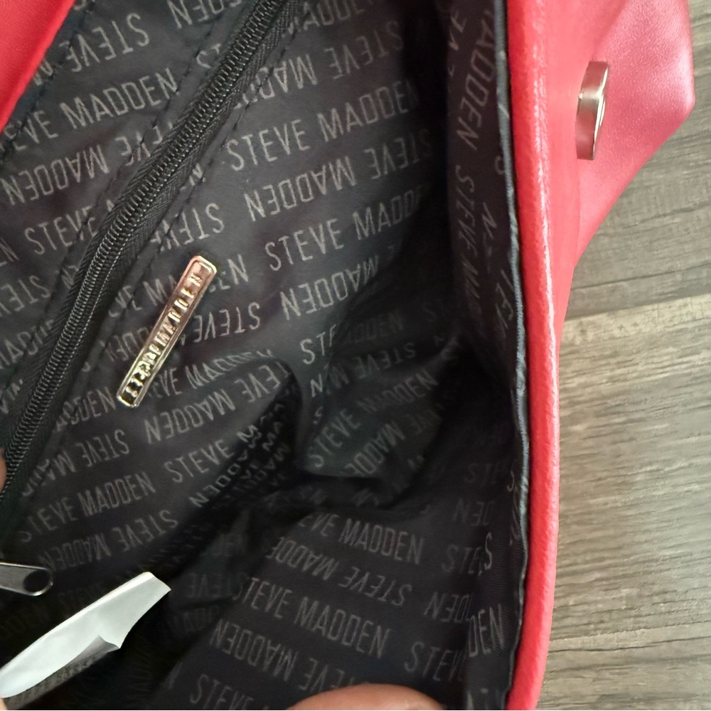 Steve Madden Red Buckle Shoulder Bag - Picture 7 of 10